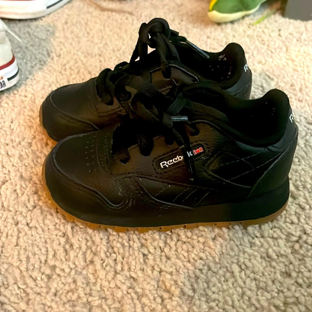 Black reebok baby